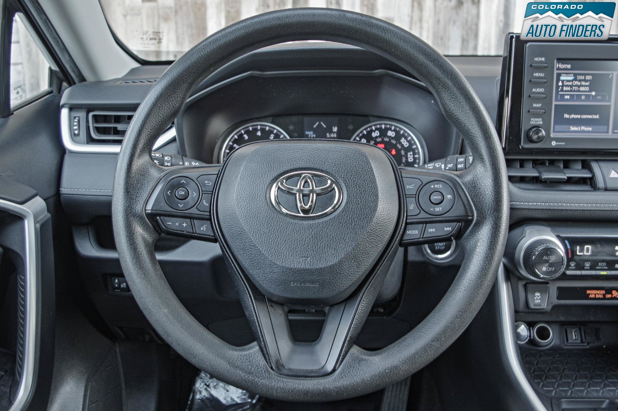 Used 2021 Toyota RAV4 XLE AWD/4WD image 14