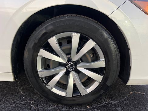 Used 2022 Honda Civic LX image 36