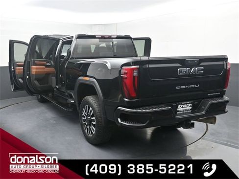 Used 2025 GMC Sierra 2500 Denali Ultimate w/ Max Trailering Package image 23