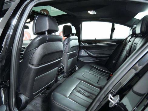 Used 2020 BMW M550i xDrive w/ Executive Package AWD/4WD image 15