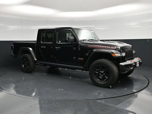 Used 2021 Jeep Gladiator Mojave AWD/4WD image 3