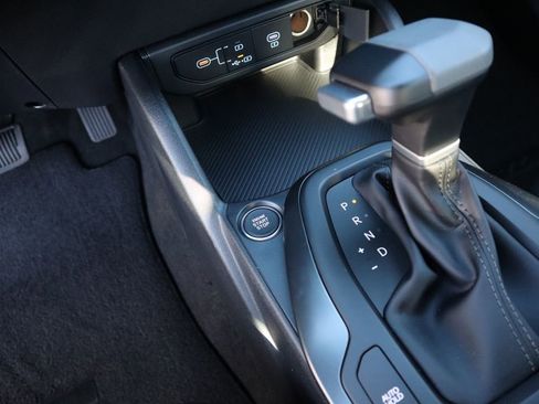 New 2025 Kia K4 FWD image 33
