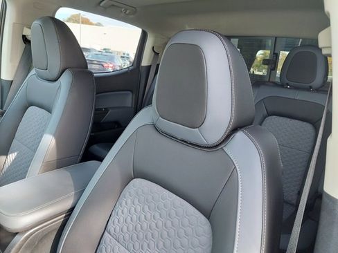 Certified 2022 Chevrolet Colorado Z71 image 6