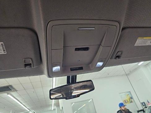 Used 2018 Chevrolet Silverado 1500 Custom w/ Custom Value Package image 22