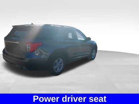 Certified 2022 Ford Explorer XLT w/ Equipment Group 202A image 18