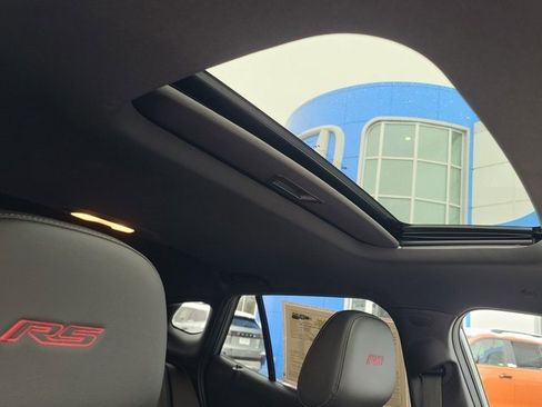 Used 2024 Chevrolet Trax RS w/ Sunroof Package image 9