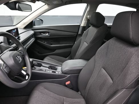 Used 2023 Honda Accord EX image 12