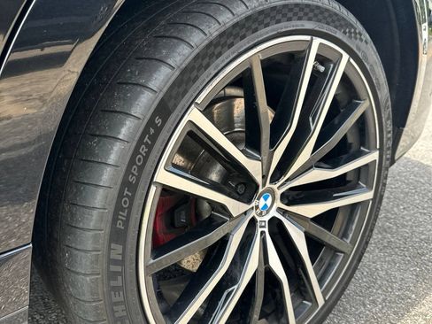 Used 2021 BMW X6 M50i w/ Executive Package AWD/4WD image 7