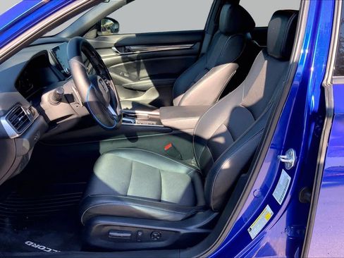 Used 2021 Honda Accord Sport image 8