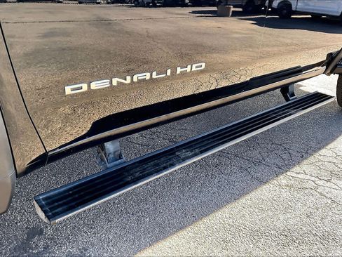 Used 2024 GMC Sierra 3500 Denali w/ Technology Package image 30