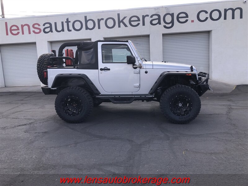 Used 2012 Jeep Wrangler Rubicon AWD/4WD image 1