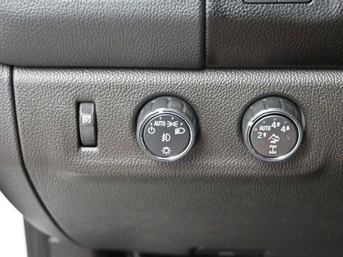 Used 2022 Chevrolet Colorado ZR2 w/ Colorado ZR2 Bison Edition AWD/4WD image 24