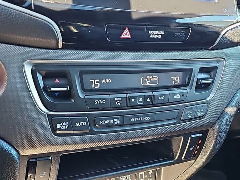 Used 2022 Honda Ridgeline RTL-E image 17