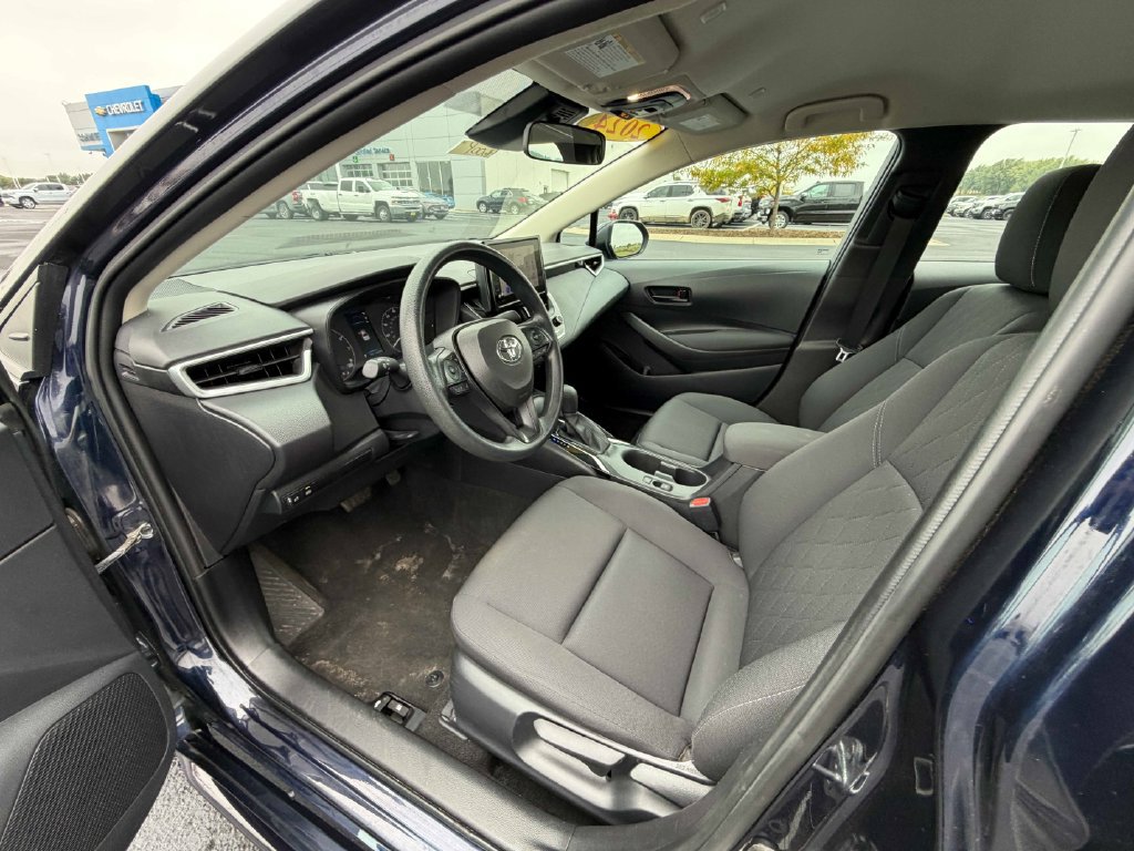 Used 2024 Toyota Corolla LE FWD image 17
