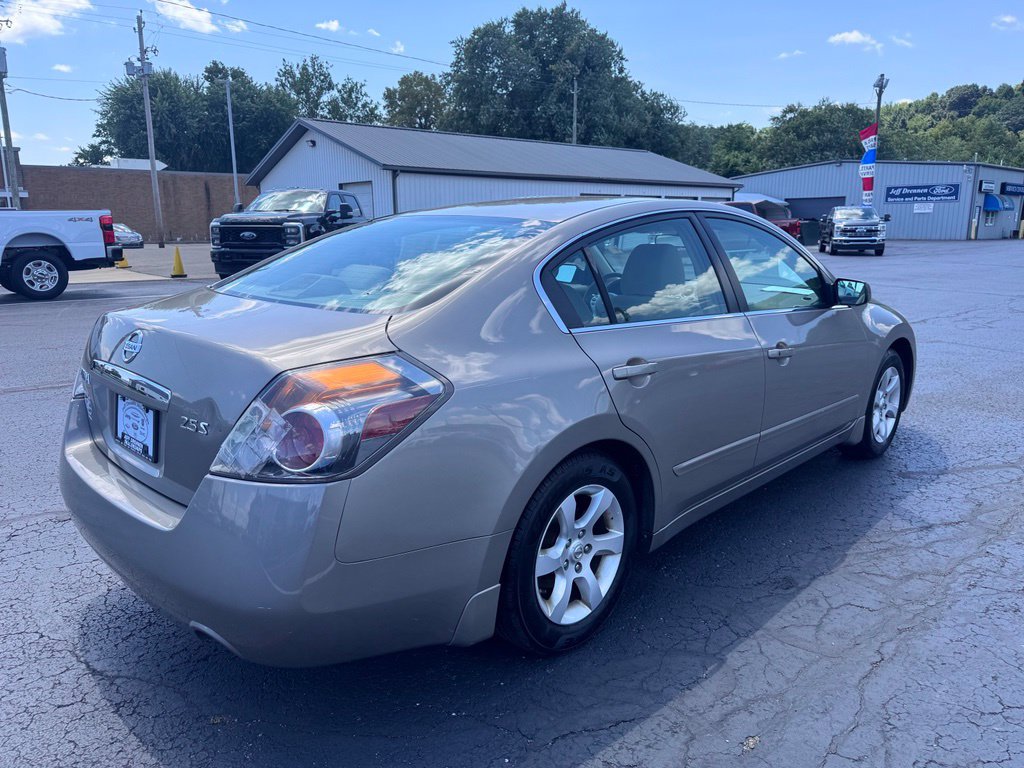 Used 2008 Nissan Altima 2.5 S w/ Convenience Plus Pkg FWD image 3