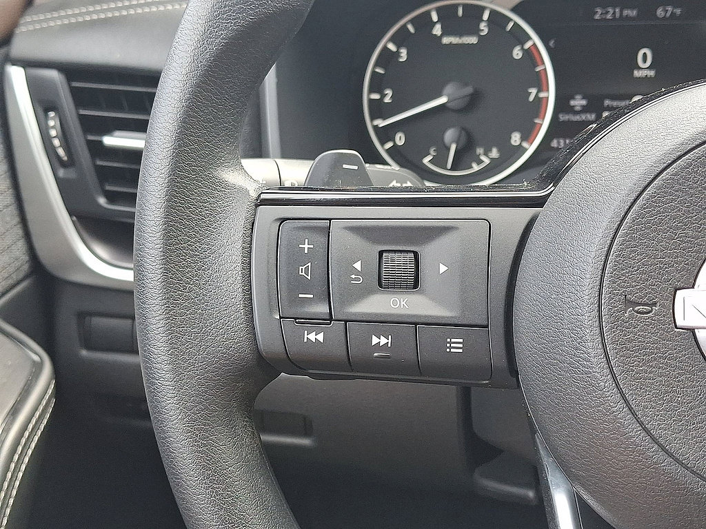 Certified 2023 Nissan Rogue SV AWD/4WD image 17