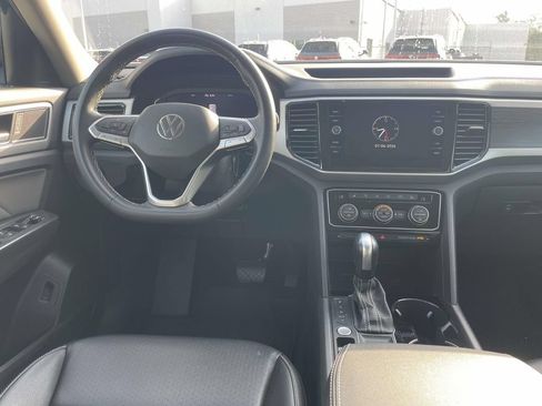 Used 2023 Volkswagen Atlas SE FWD image 17