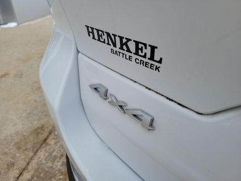 Used 2024 Jeep Grand Cherokee Limited image 23