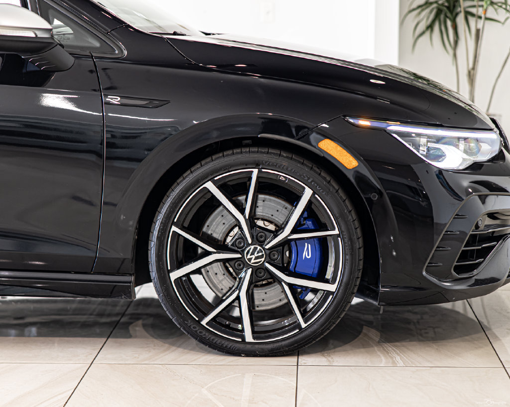 Used 2024 Volkswagen Golf R AWD/4WD image 10