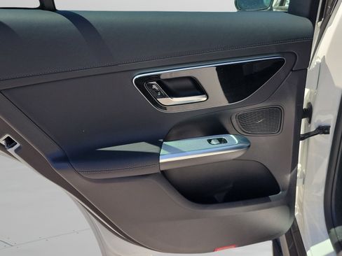 Certified 2026 Mercedes-Benz GLC 43 AMG 4MATIC image 7
