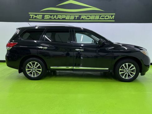 Used 2016 Nissan Pathfinder SL w/ SL Premium Package AWD/4WD image 11