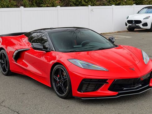 Used 2022 Chevrolet Corvette Stingray Convertible w/ 1LT image 11