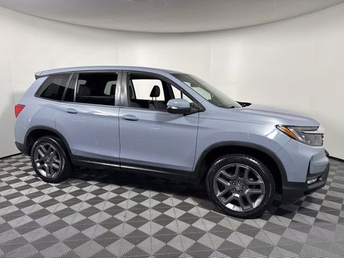 Used 2023 Honda Passport EX-L image 8