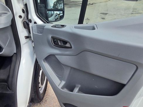 Used 2016 Ford Transit 250 148 Low Roof RWD image 21