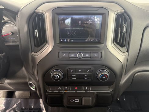 Used 2026 Chevrolet Silverado 1500 W/T w/ WT Value Package AWD/4WD image 18