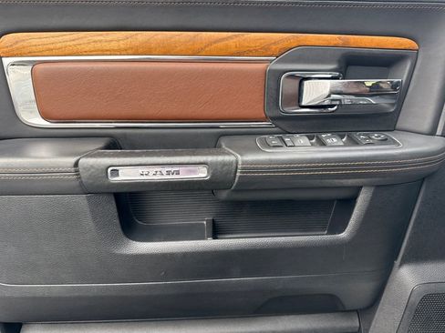 Used 2015 RAM 3500 Laramie Longhorn image 11