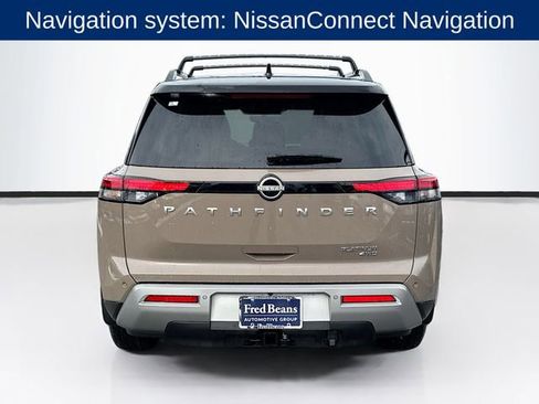 Used 2023 Nissan Pathfinder Platinum w/ Cargo Package image 7
