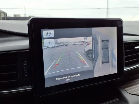 Used 2020 Ford Explorer Limited image 11