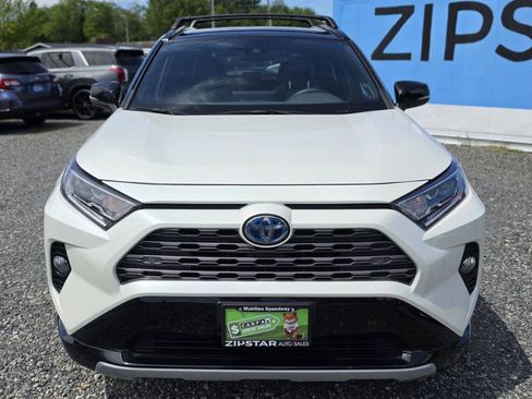 Used 2021 Toyota RAV4 XSE AWD/4WD image 9