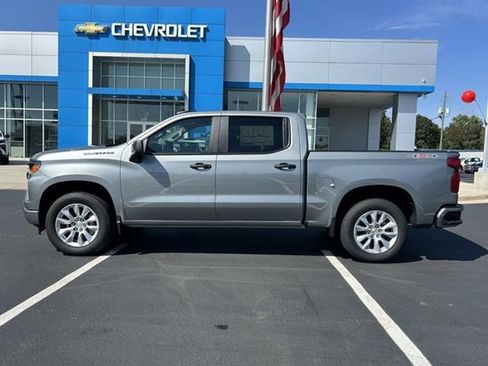 New 2026 Chevrolet Silverado 1500 Custom image 2