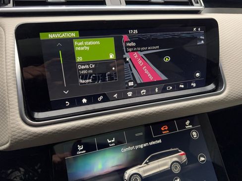 Used 2019 Land Rover Range Rover Velar R-Dynamic SE image 61
