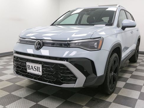 New 2026 Volkswagen Taos SEL AWD/4WD image 4