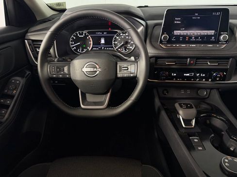 Used 2026 Nissan Rogue SV w/ Cold Weather Package image 13