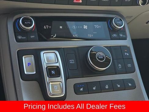 Used 2025 Hyundai Palisade Calligraphy FWD image 10