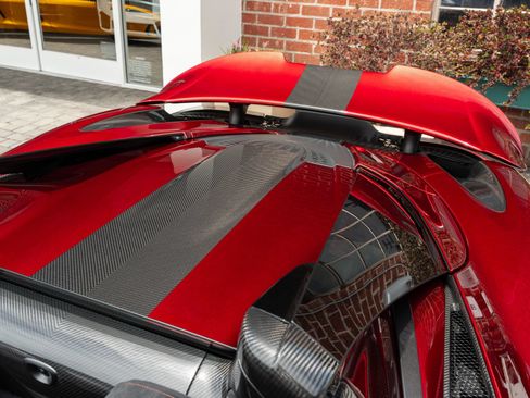 Used 2022 McLaren 765LT RWD image 35