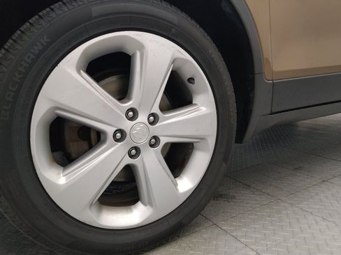 Used 2016 Buick Encore Convenience FWD image 31