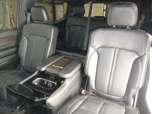 Used 2022 Jeep Grand Wagoneer Series I AWD/4WD image 13