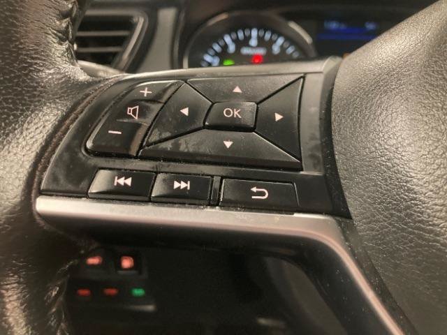 Used 2020 Nissan Rogue SV AWD/4WD image 22