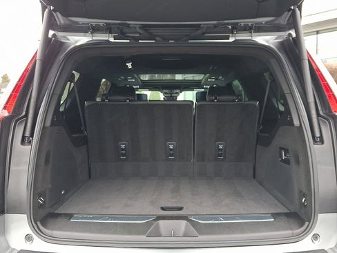 Certified 2023 Cadillac Escalade ESV Sport Platinum w/ LPO, ONYX Package AWD/4WD image 25