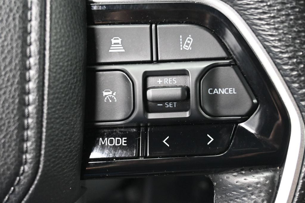 Used 2024 Toyota Tundra Platinum AWD/4WD image 19