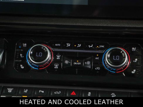 Used 2024 GMC Sierra 2500 AT4 w/ AT4 Premium Plus Package image 21