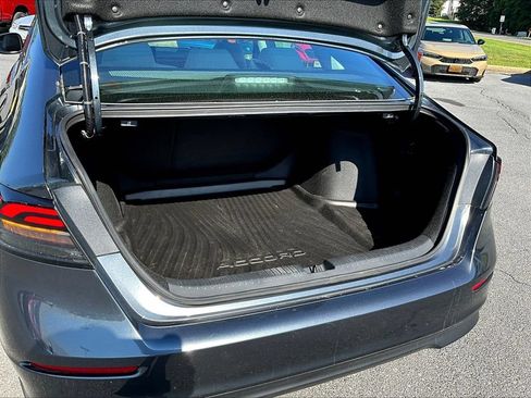 Used 2024 Honda Accord EX image 22