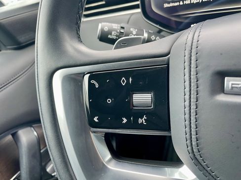 Used 2023 Land Rover Range Rover SE image 23