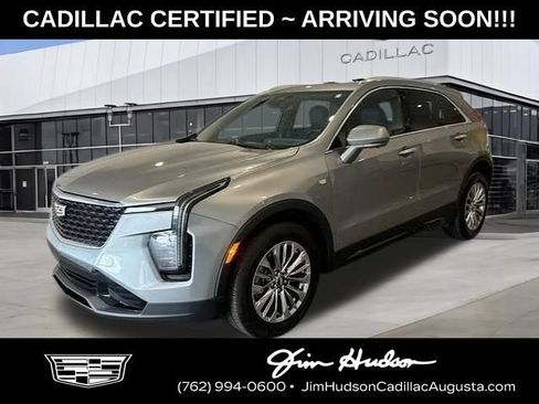 Used 2025 Cadillac XT4 Premium Luxury FWD image 1