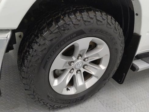 Used 2022 RAM 1500 Laramie image 31