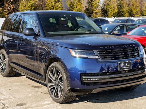 Used 2023 Land Rover Range Rover SE image 9